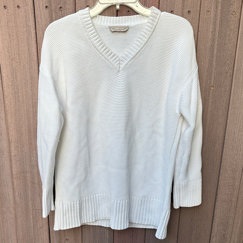 EVERLANE | Women’s White Oversized V Neck Cotton Knit Sweater